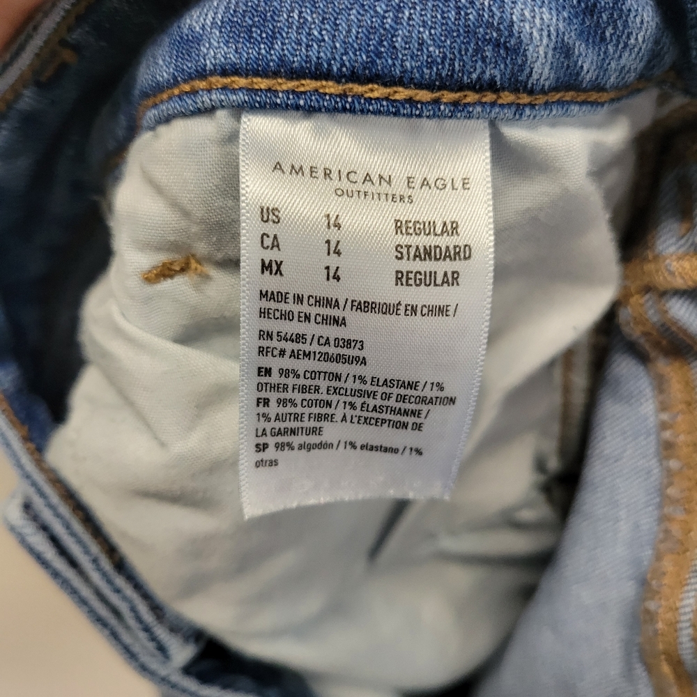 ***SOLD***American Eagle Mom Jean Stretch - Picture 9 of 9